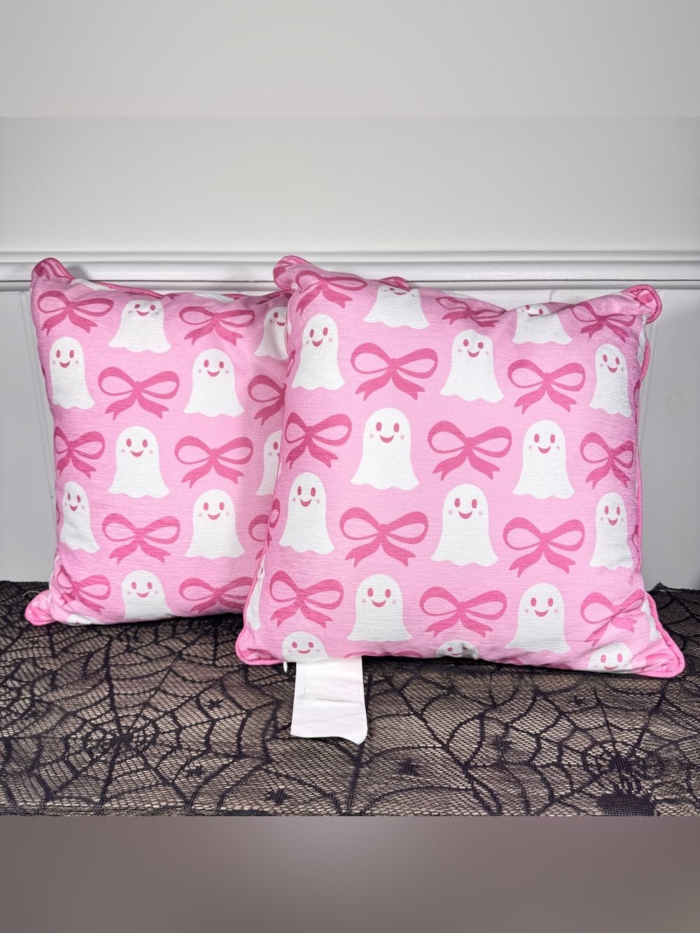 NEW Envogue Girlie Ghost Halloween Pillows Set of 2